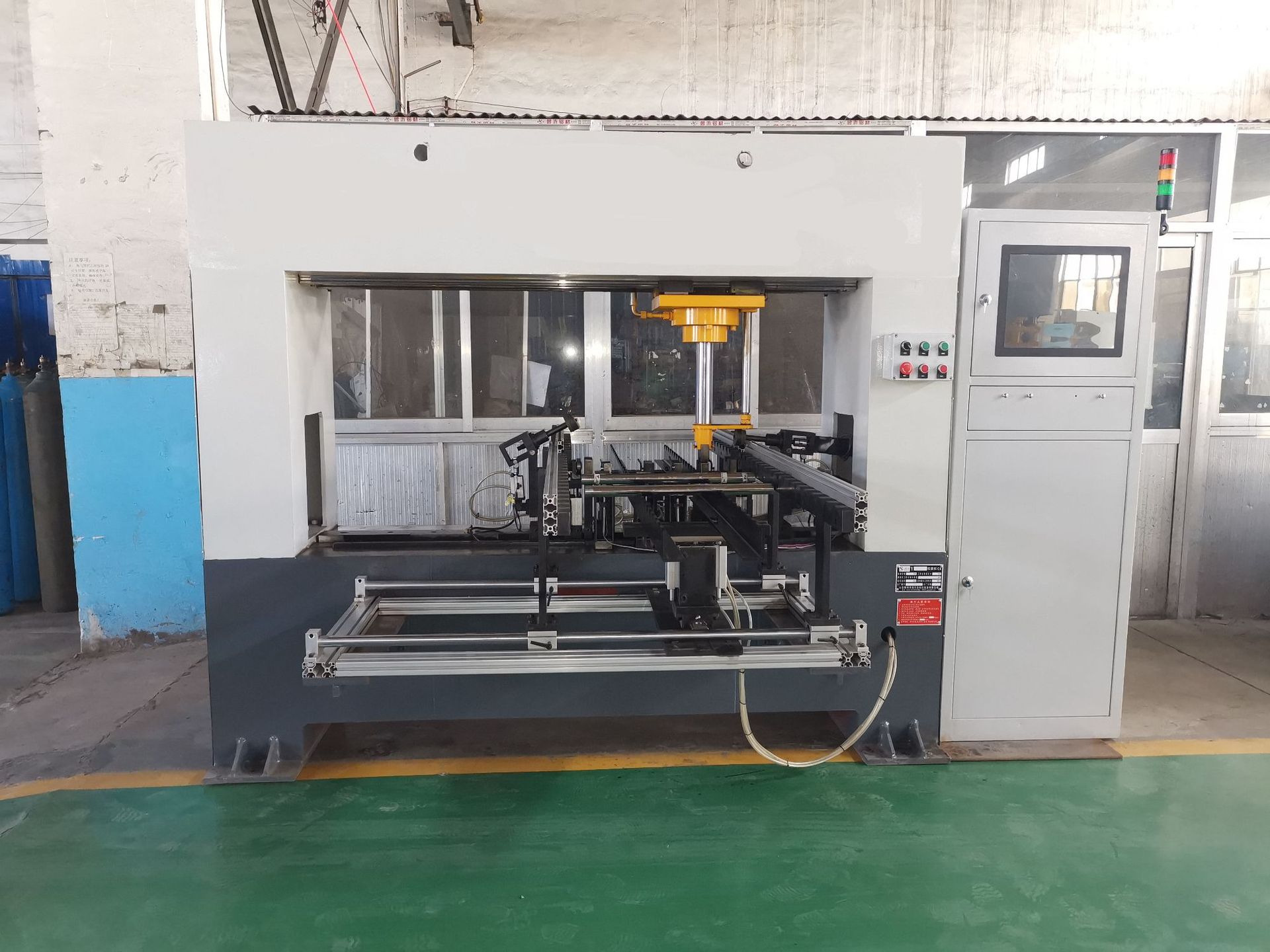 不锈钢圆管校直机实时检测弯曲液压调直机管件钢管全自动矫直机