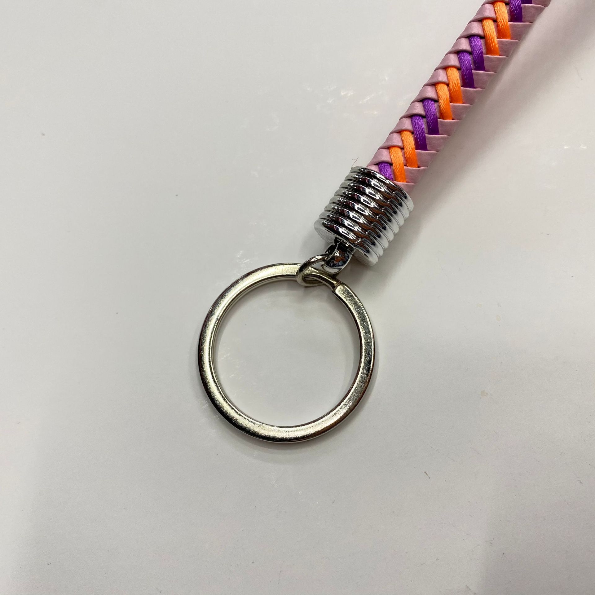 创意彩色编织扁皮绳 韩国钥匙扣 男女情侣汽车钥匙链批发零售