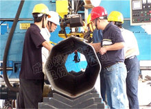 焊研威达 厂家生产 塔杆合缝焊机 按客户各种需求设计各种专机