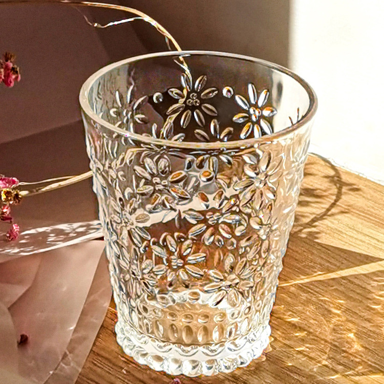 ins简约风刻花玻璃杯 森系复古浮雕花纹咖啡漂亮碎花水杯果汁杯