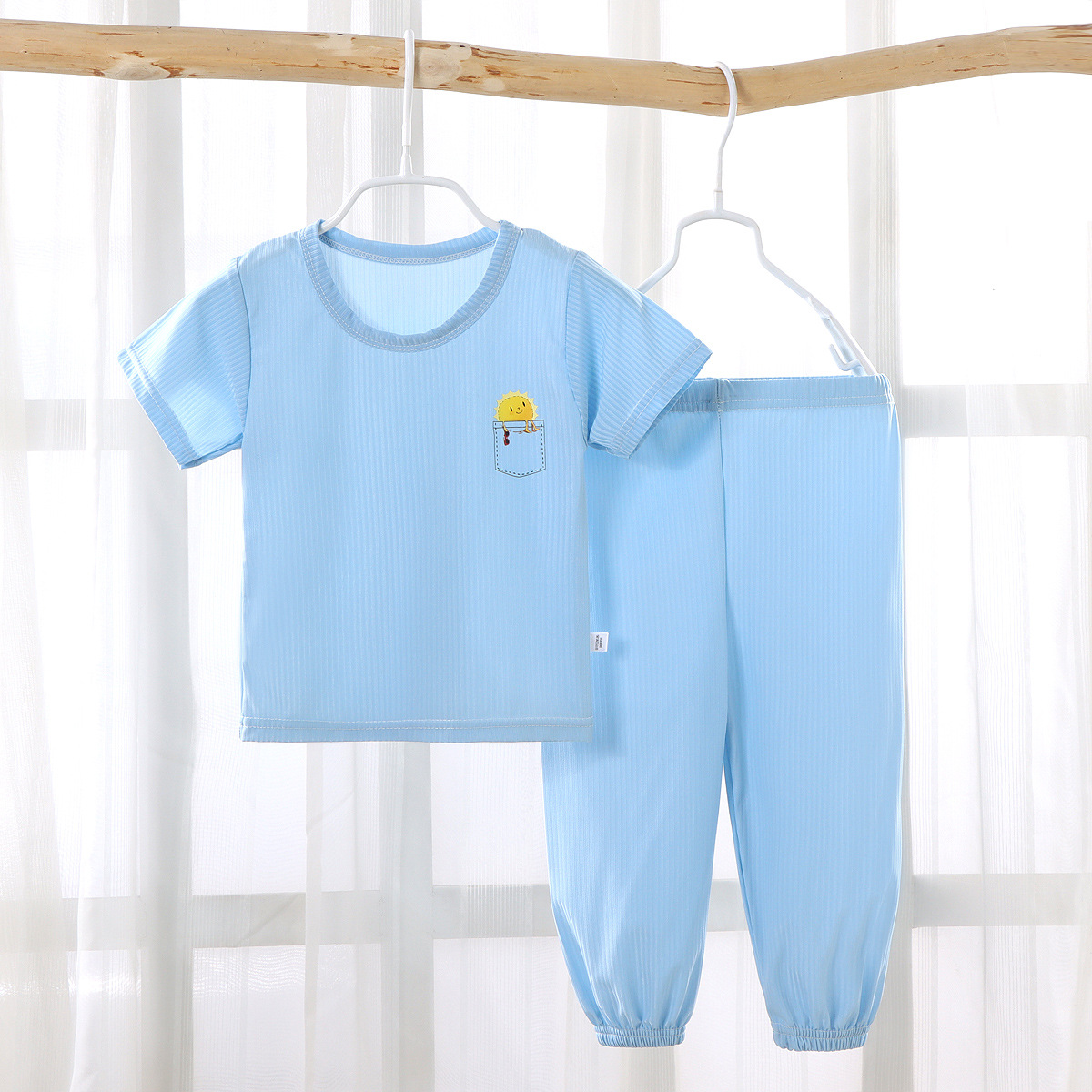 Children's Short-Sleeved T-shirt Suit Summer Mosquito Repelling Pants Boys and Girls Summer Clothes Baby Ice Silk Short Sleeve Pajamas Home