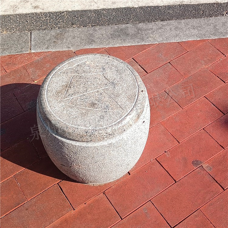 福建石雕石墩厂家定制加工公路停车场花岗岩挡车石球路障石石墩子