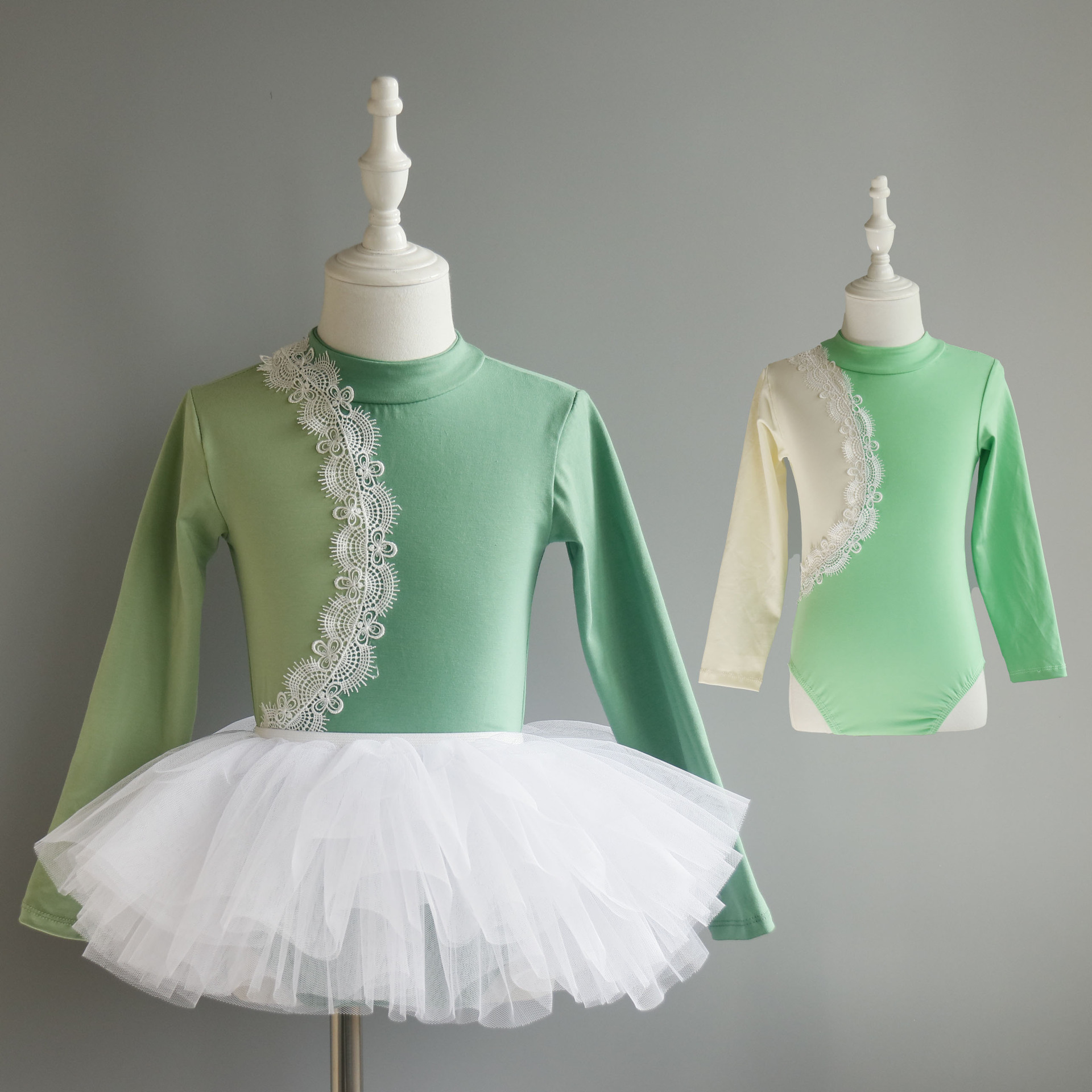 儿童舞蹈服练功服女春秋长袖高领形体服芭蕾舞纱裙中国民族舞