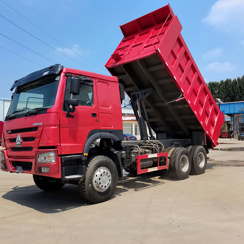 出售二手豪沃翻斗车 渣土自卸车 双桥公路运输车 车厢货车375马力