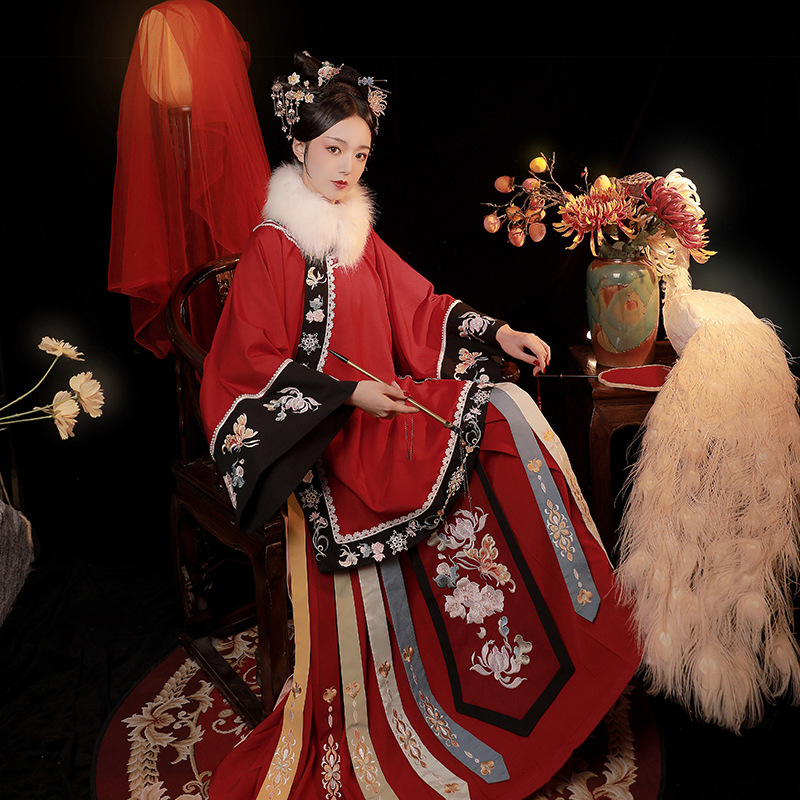 清秋清朝服装花嫁清代服饰古装马面惊鸿裙凤尾裙冬非汉服