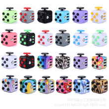 Fidgetcube减压魔方减压神器抵抗焦虑烦躁解压玩具新奇特一件代发