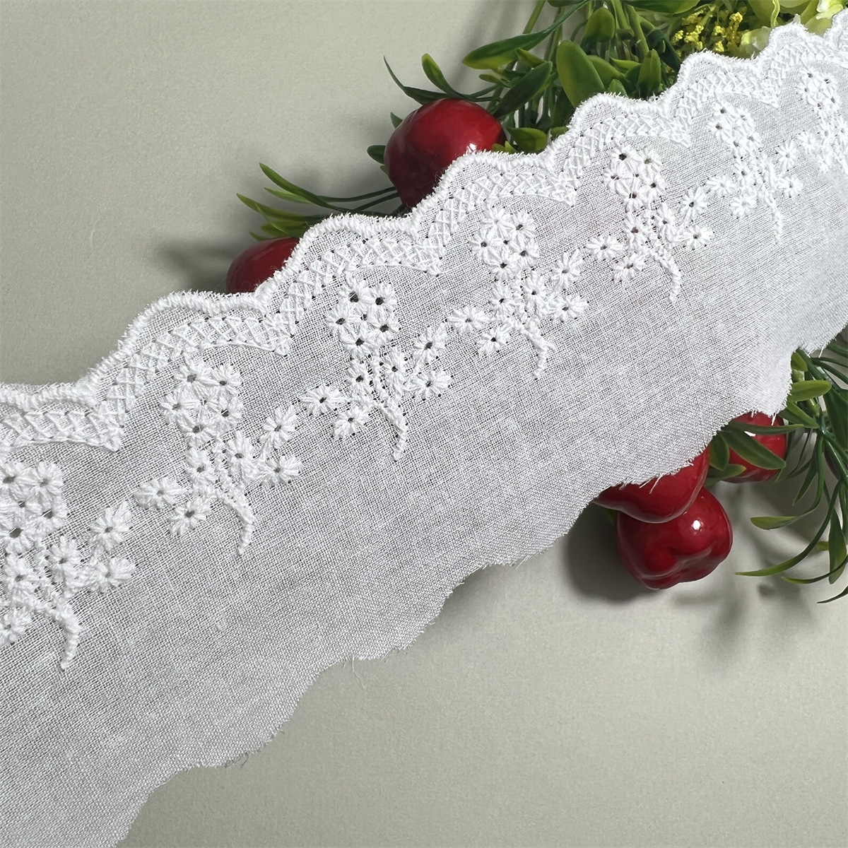 Spot Factory Direct Sales Big Computer Embroidery Lace Hollow Lace Tablecloth and Curtain Decorative Clothing Accessories