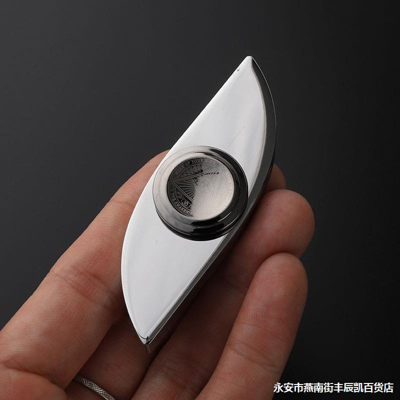 骑士解压手指指尖陀螺二叶空间金属双叶旋转男孩装甲玩具螺旋