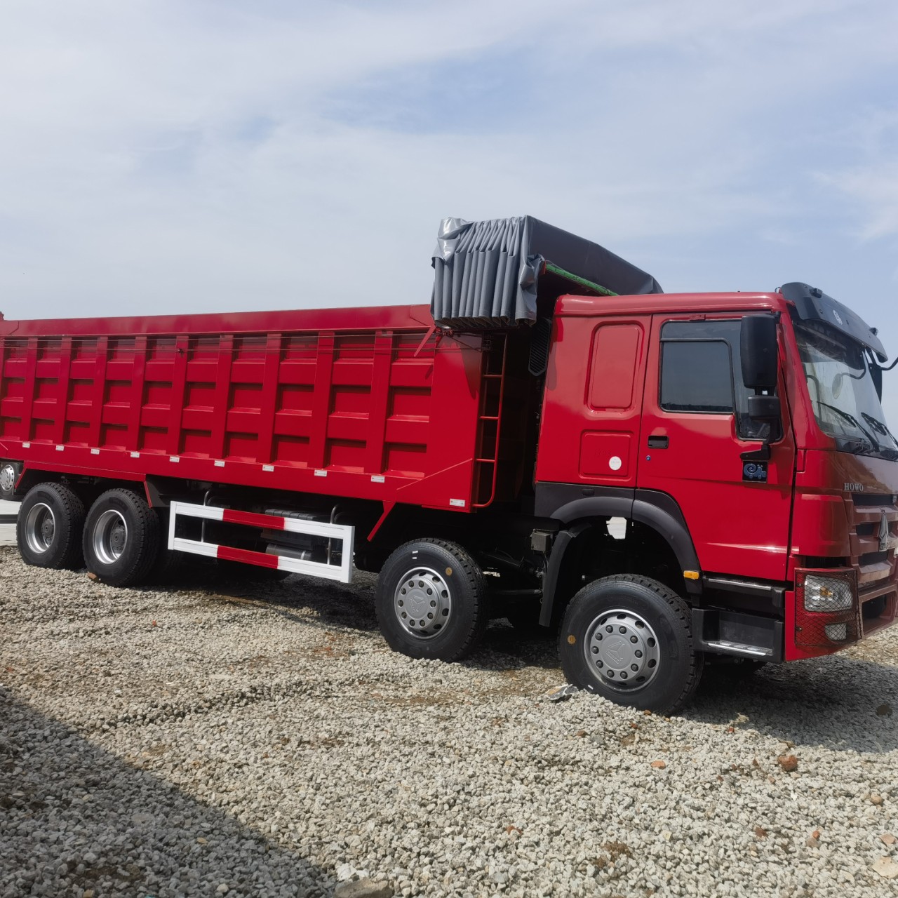 专业出口豪沃双桥工程自卸车后八轮卡车前四后八自卸车渣土运输车