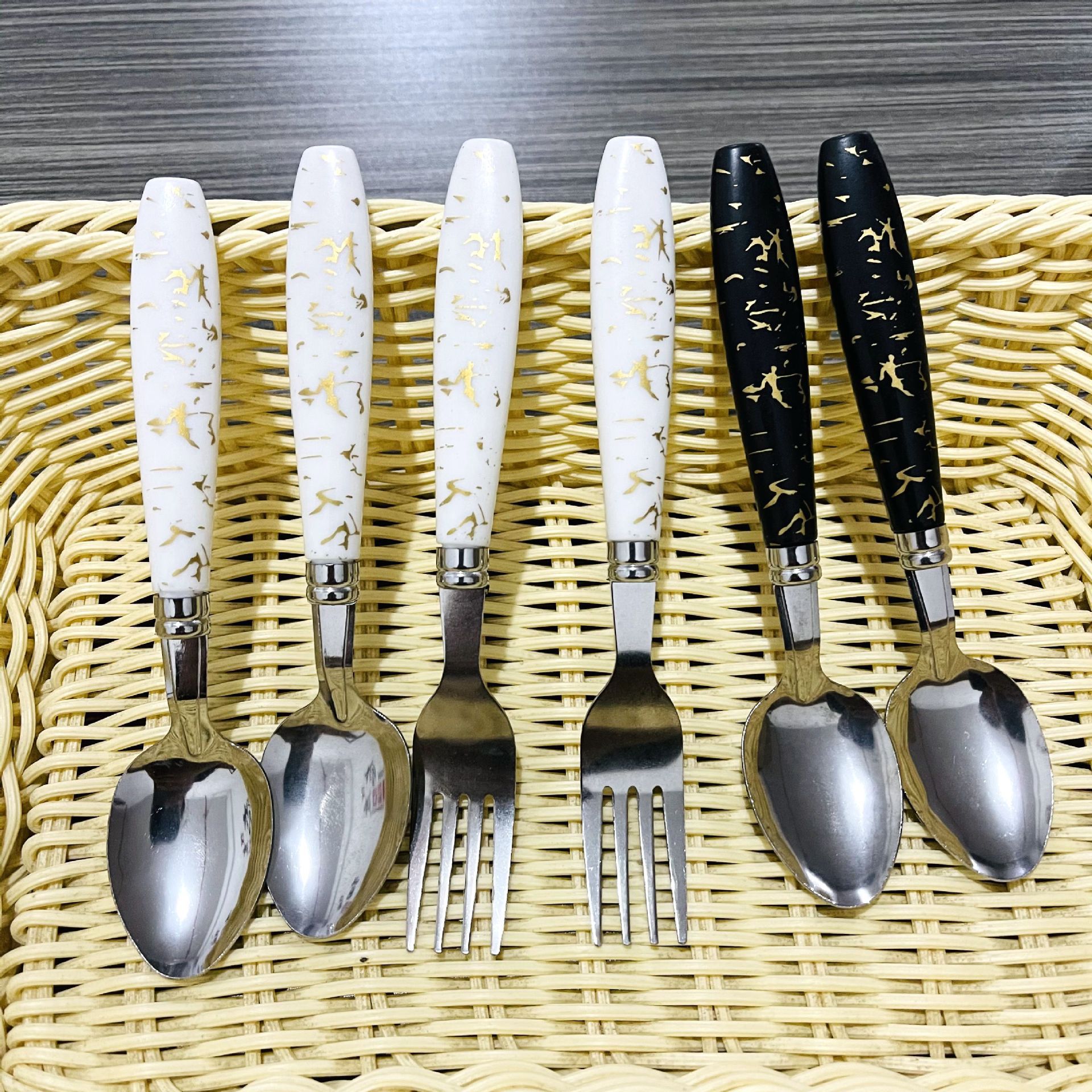 Leopard Print Spoon Fork Student Spoon Fork Child's Spoon and Fork Spoon Fork Plastic Handle Spoon Plastic Handle Spoon 1 Yuan Supply Gift Supply