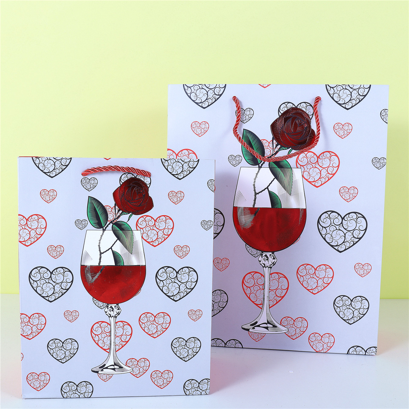 Valentine's Day Paper White Card Gift Bag Love Packaging Bag Rose Gift Bag Spot Handbag Paper Bag