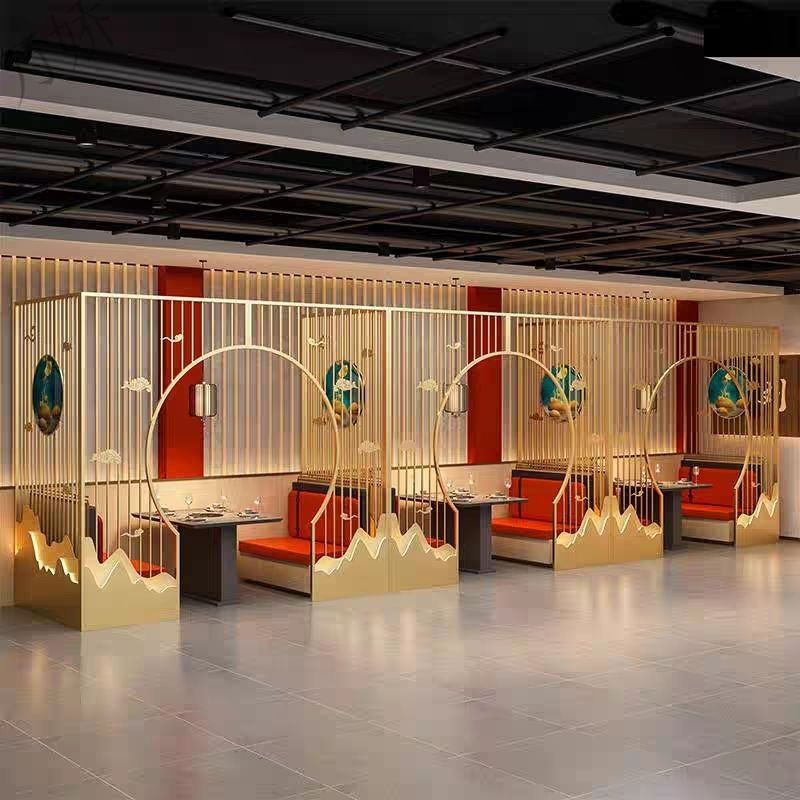 wj现代中餐厅卡座饭店玄关隔断墙铁艺屏风围栏装饰火锅店月亮门隔