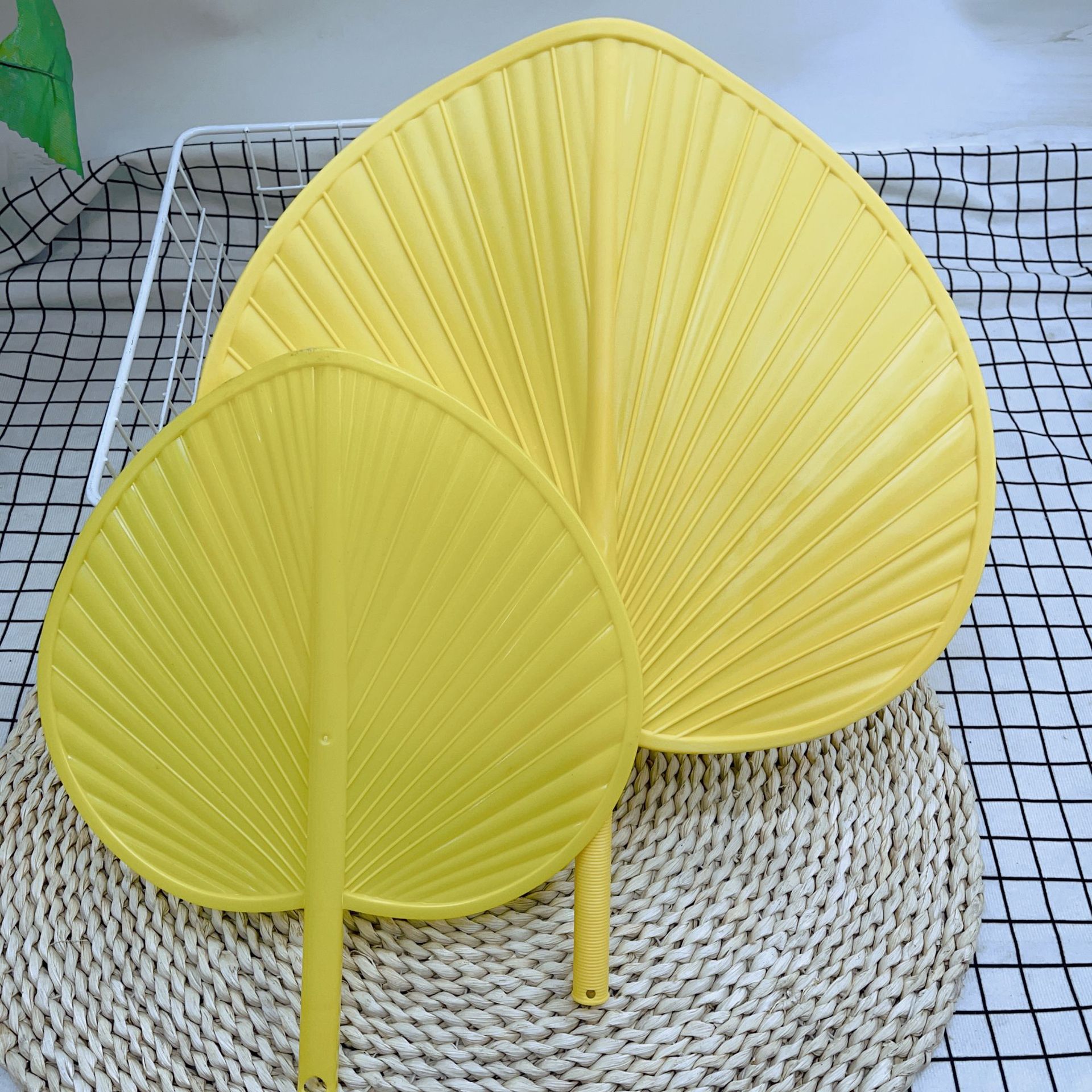 大号加厚蒲扇 塑料蒲扇 用不坏的大扇子 夏凉扇两元店-阿里巴巴