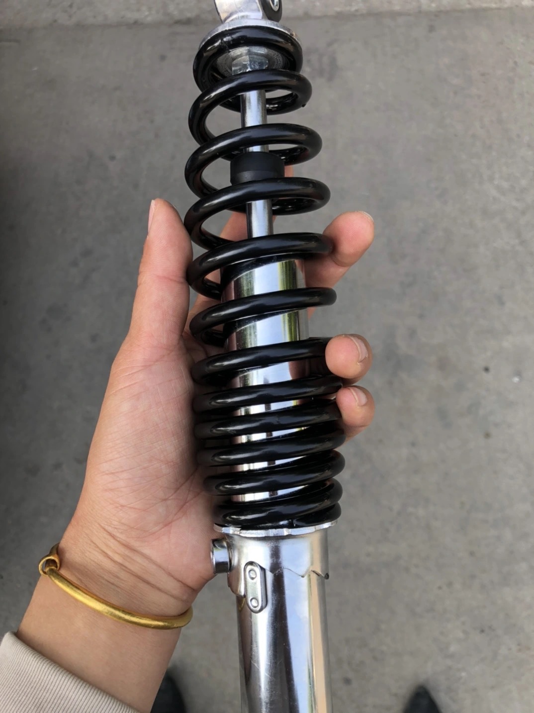 电动车后减震器 通用踏板电瓶车避震器后减震液压款 工厂冲量