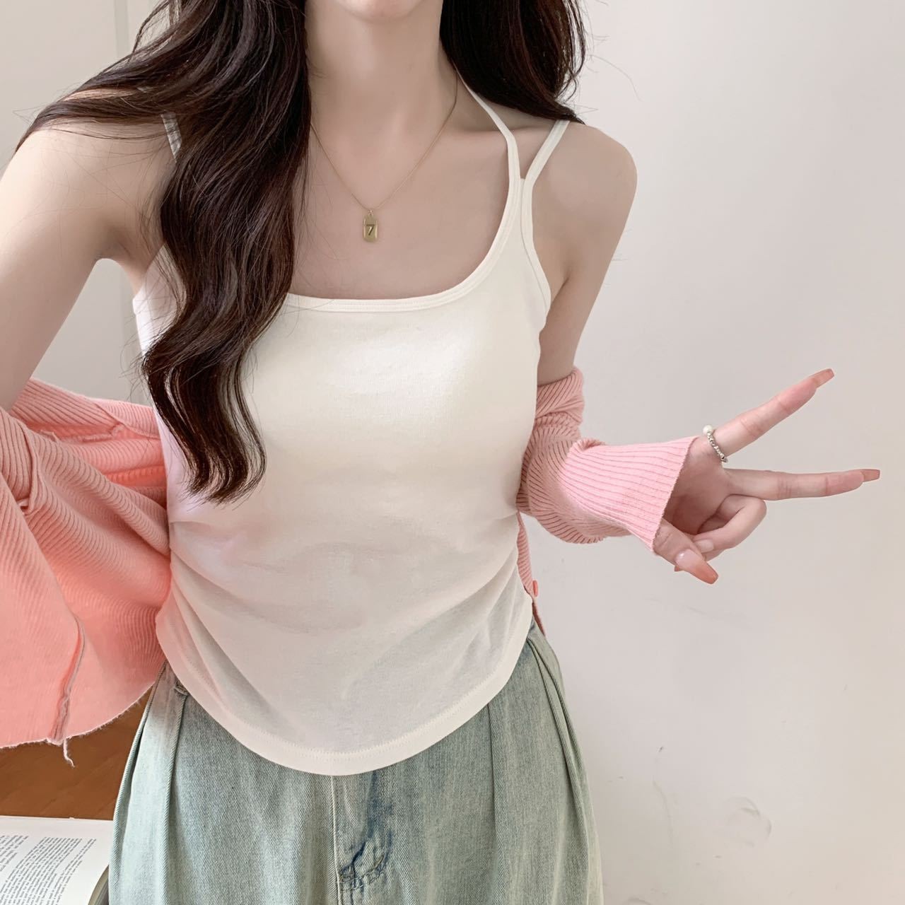 夏季纯欲后背系带挂脖大露背吊带美背辣妹时尚自带胸垫百搭背心女