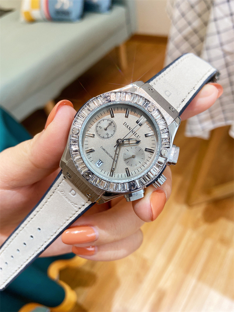 手表女潮运动时尚个性镶钻石英表大表盘女表宇舶高档手表男直播货