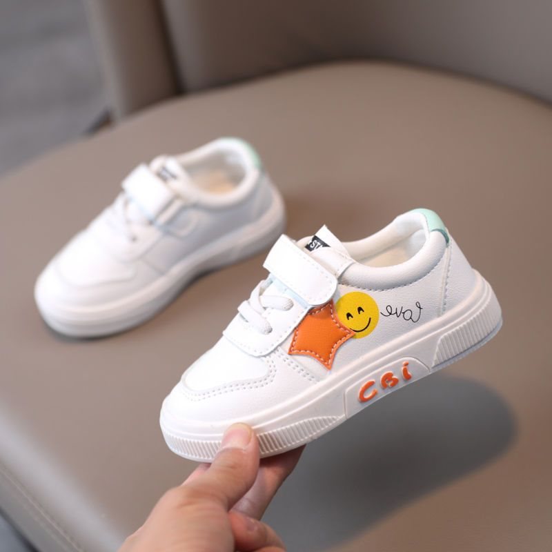 女童小白鞋幼儿园宝宝板鞋软底防滑儿童运动鞋小童休闲鞋春秋单鞋
