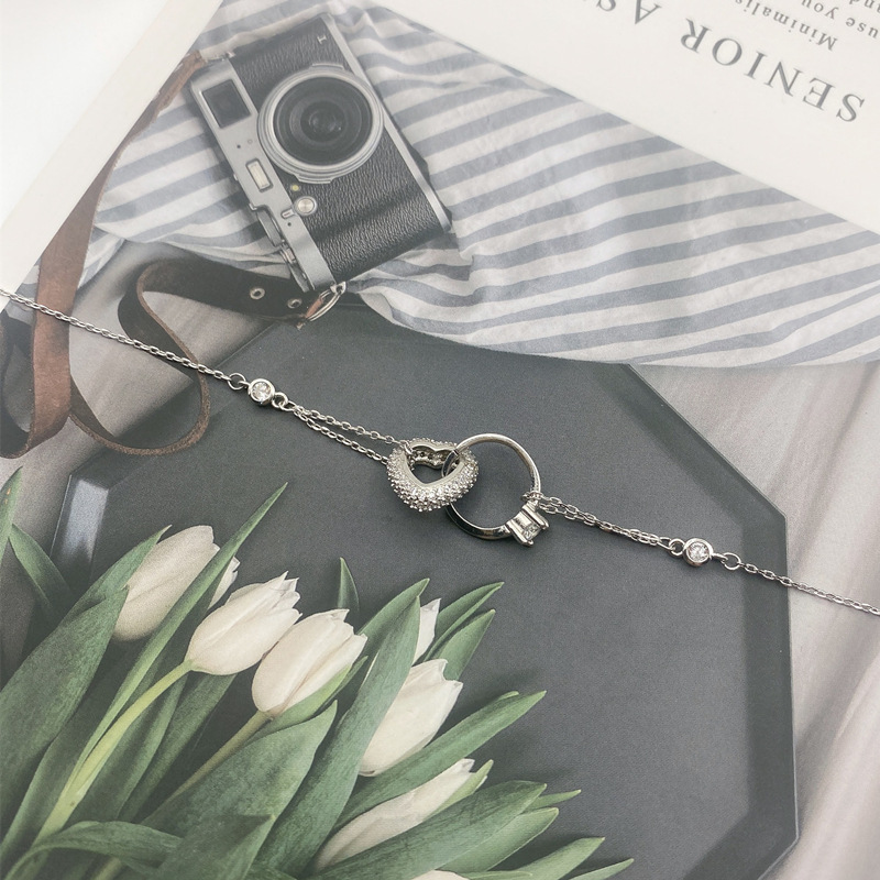 抖音快手直播网红款环环相扣手链女时尚简约潮流手饰镶钻心型首饰