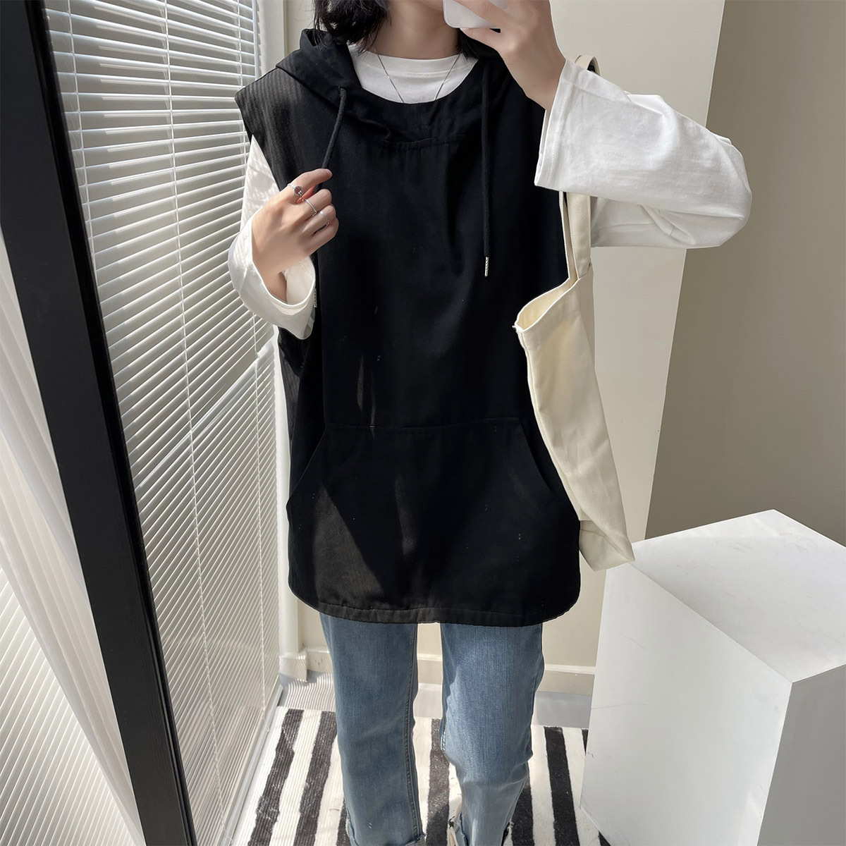 莉之绮时尚连帽无袖牛仔马甲2022秋装新款宽松显瘦套头背心220585