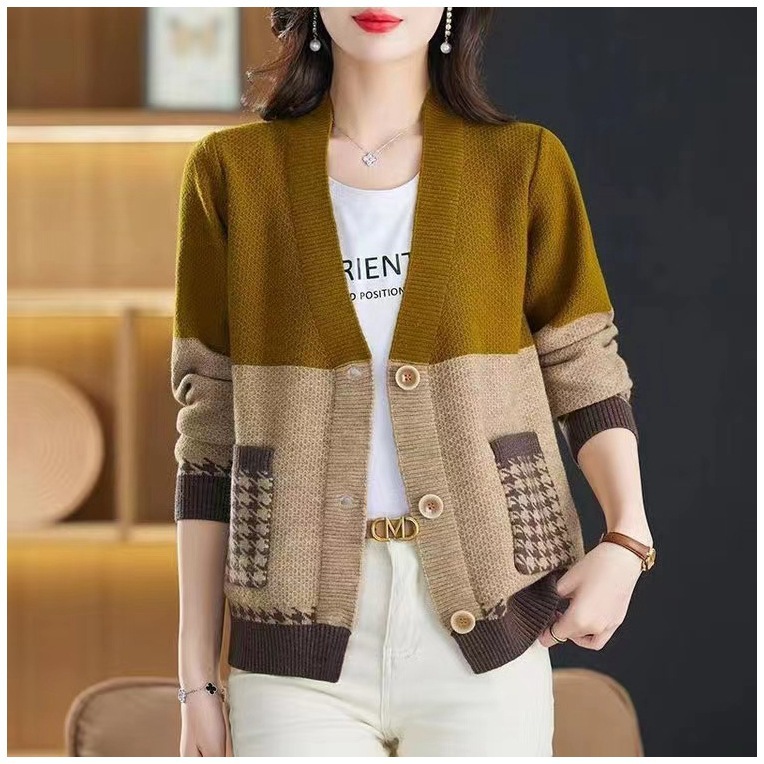 Korean Style Autumn Middle-Aged Women's Clothes Coat Color Matching Outerwear New Women's Sweater Coat Female Loose-Fitting Western Style Top