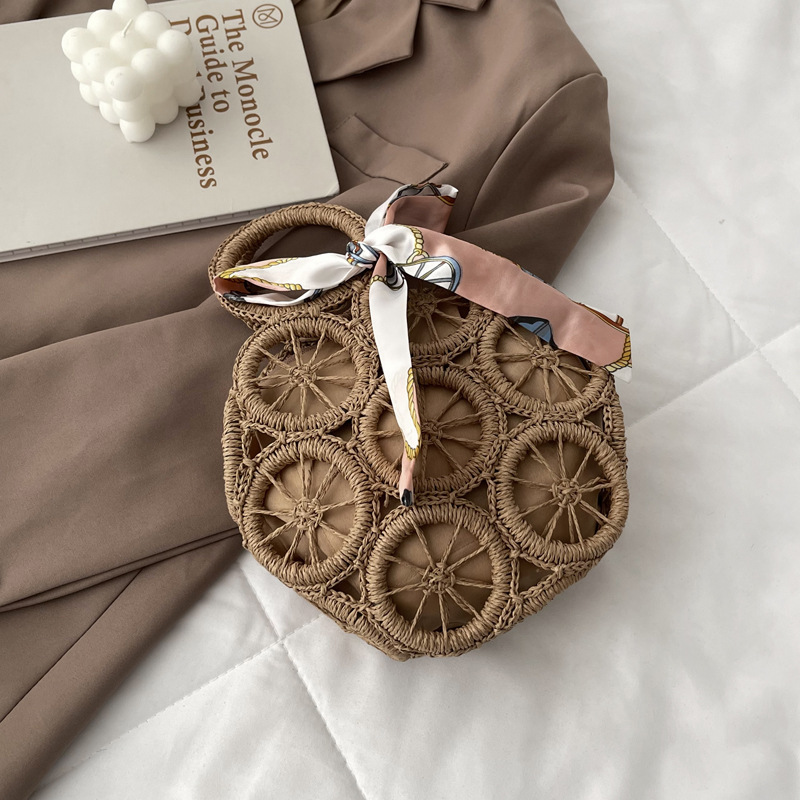 2021 Summer New Circle Wheel Woven Bag European and American Fashion Hollowed-out Wrist Bag Woven Three-Dimensional Straw Bag Women