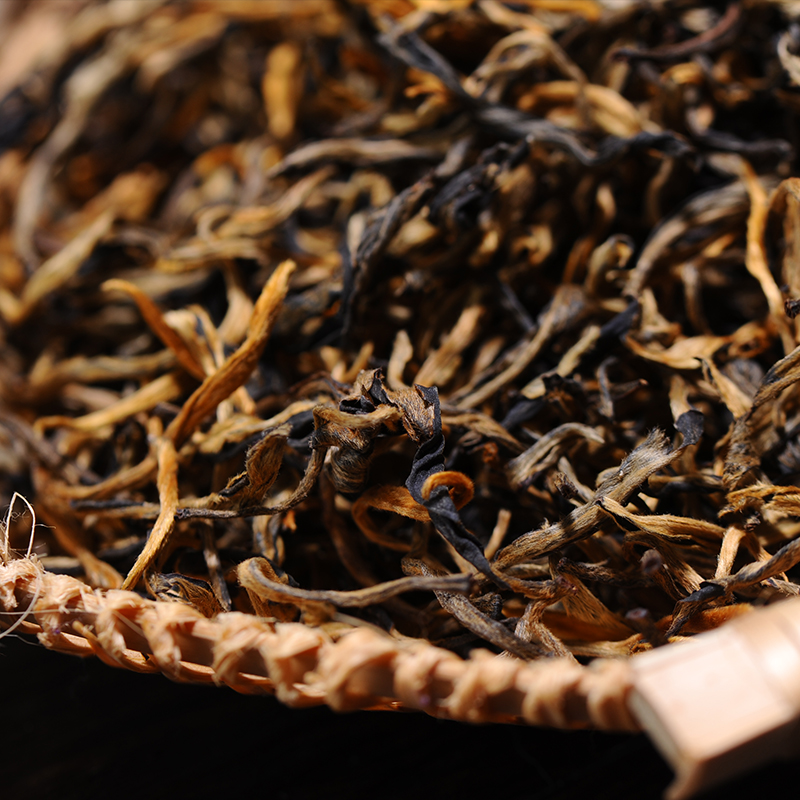 云南滇红茶凤庆古树红茶一芽一叶蜜香滇红茶高香古树红散茶500克