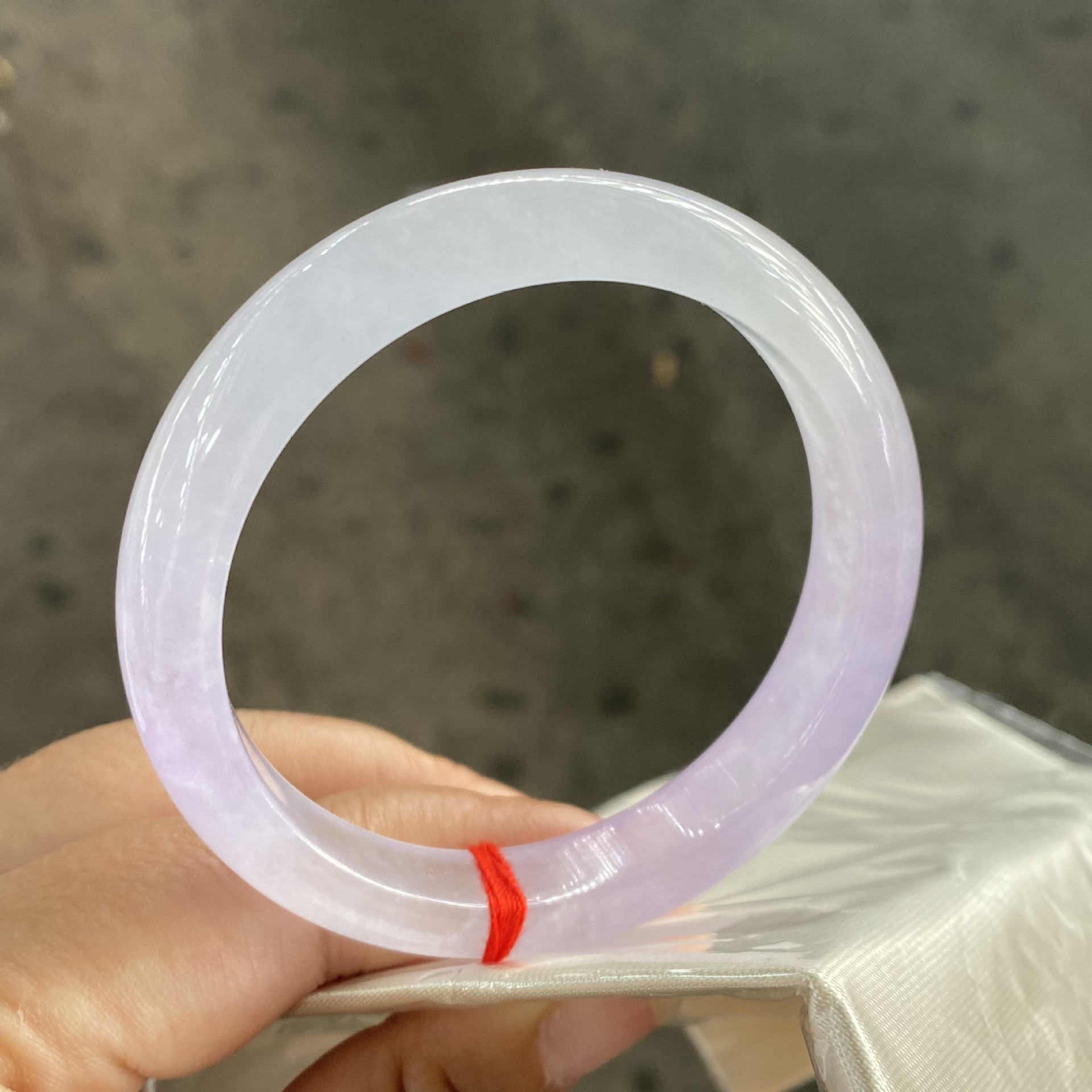 缅甸玉翡翠手镯 冰粉翠玉手镯 正圈平安镯圆环玉镯 巴山翠手镯