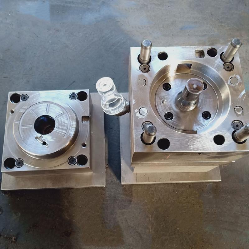 塑料瓶盖模具设计