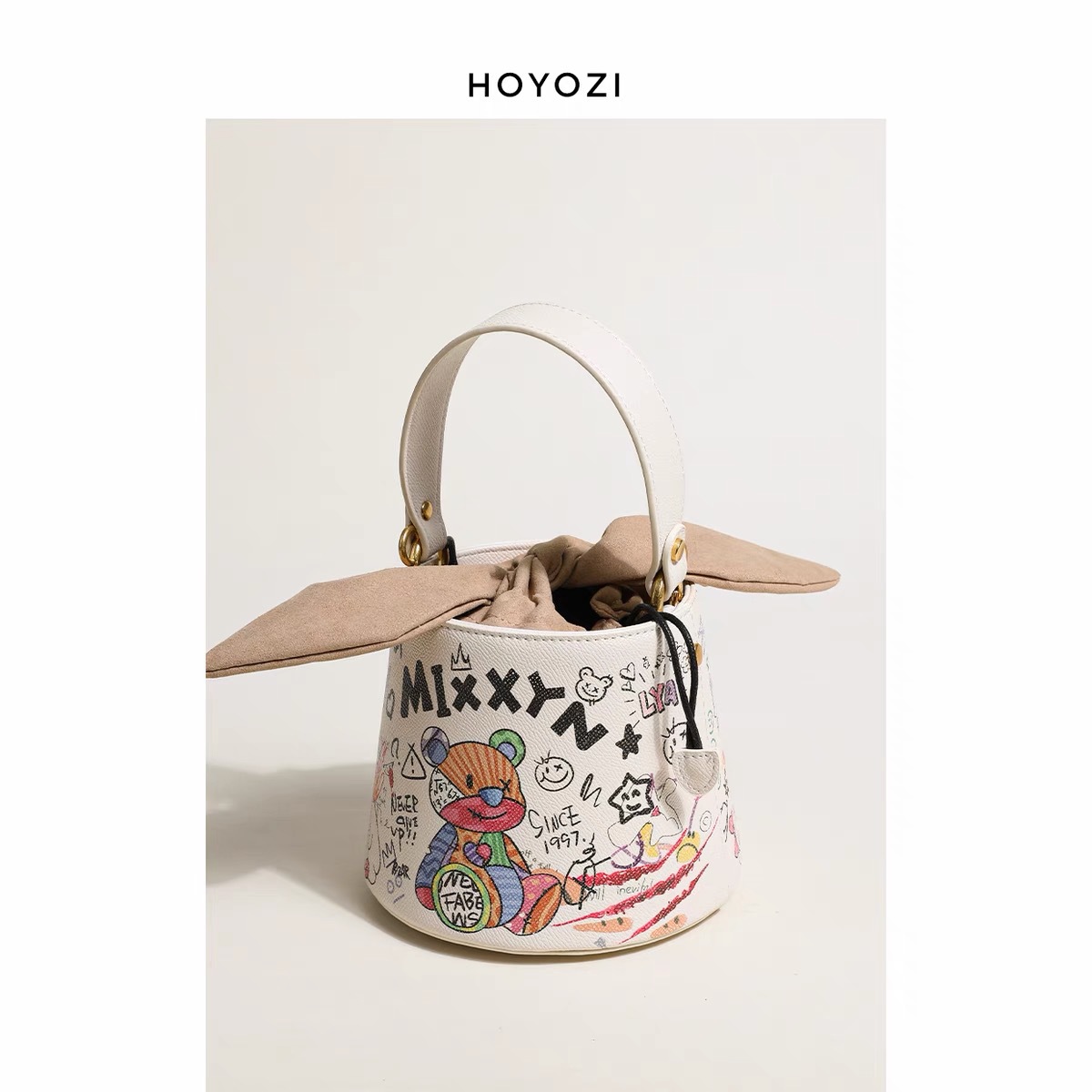 广州工厂批发 hoyozi 童趣小熊水桶包包新款包包女夏百搭斜挎
