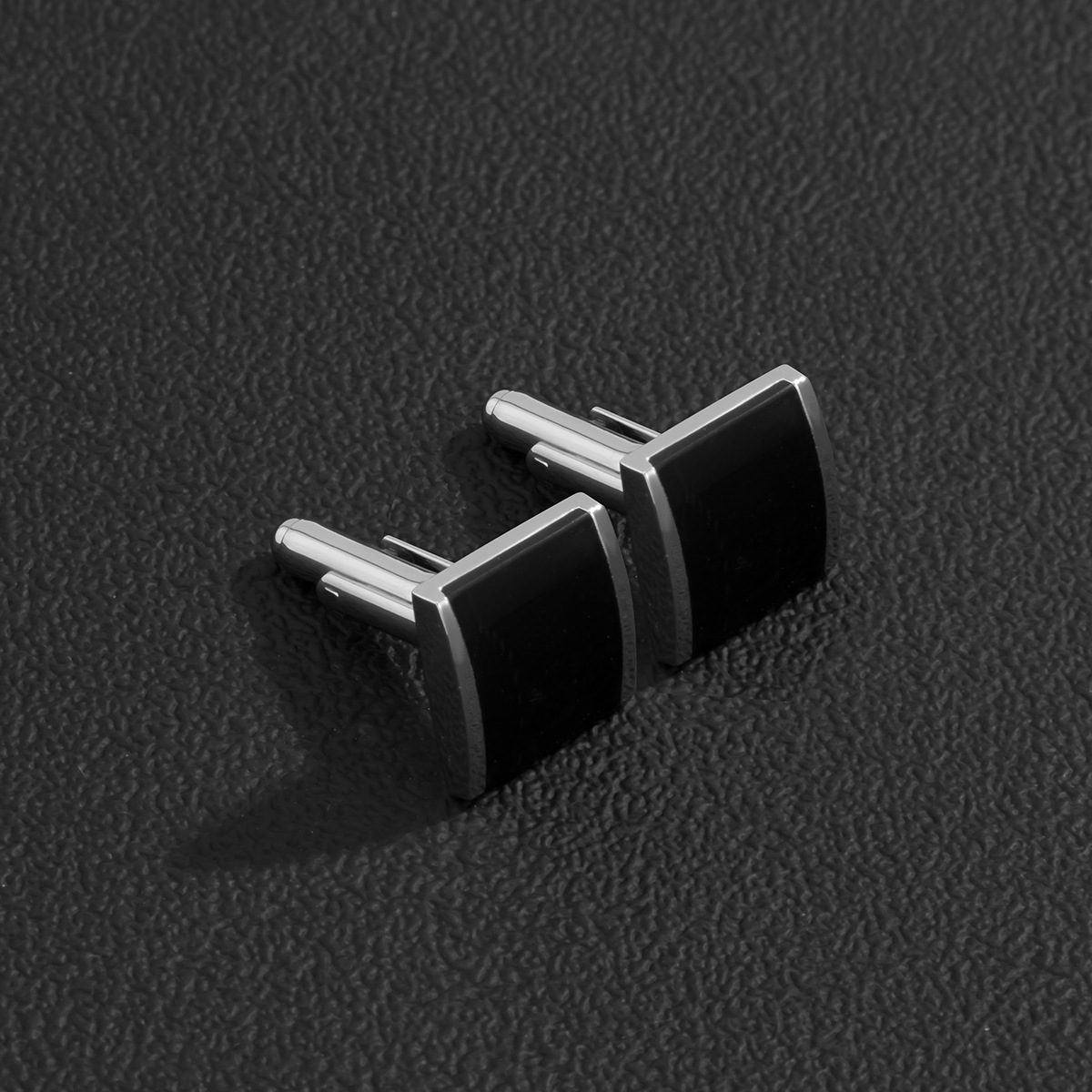 时尚大气男士钛钢袖口夹ins风欧美嘻哈时装袖口夹街头设计领口夹