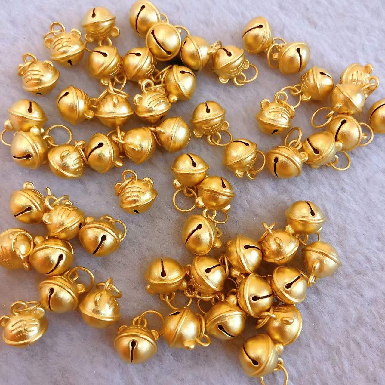 999足金铃铛生肖虎黄金老虎吊坠虎铃本命年项链女礼物小金虎金饰