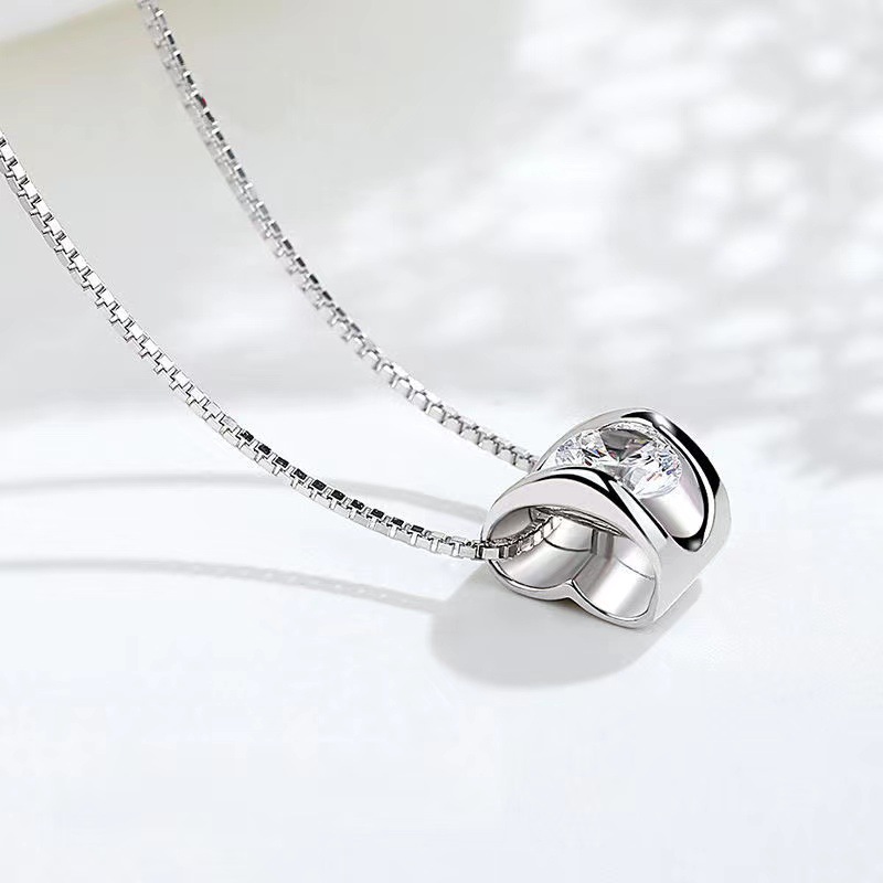 美国d色莫桑石时尚简约天使之吻吊坠银镀18k金简约公主方包项链女