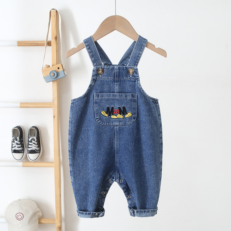 童装2021新款儿童背带裤0-3岁韩版婴童牛仔背带裤暗扣可爱连体裤