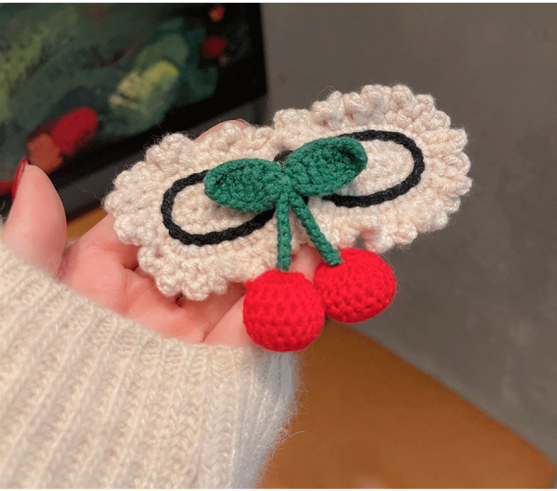 韩版秋冬新款樱桃胸针毛线钩织发卡手工针织樱桃发夹发圈儿童发饰