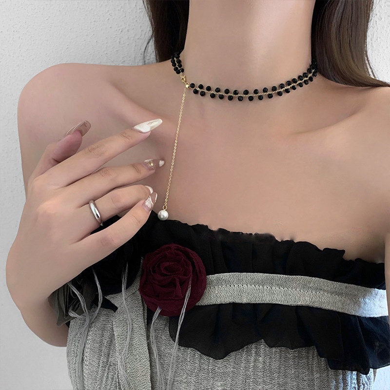 Light Luxury High-Grade Black Crystal Pearl Necklace Female Summer Niche Design Necklace Internet Celebrity Temperament Clavicle Chain Necklace