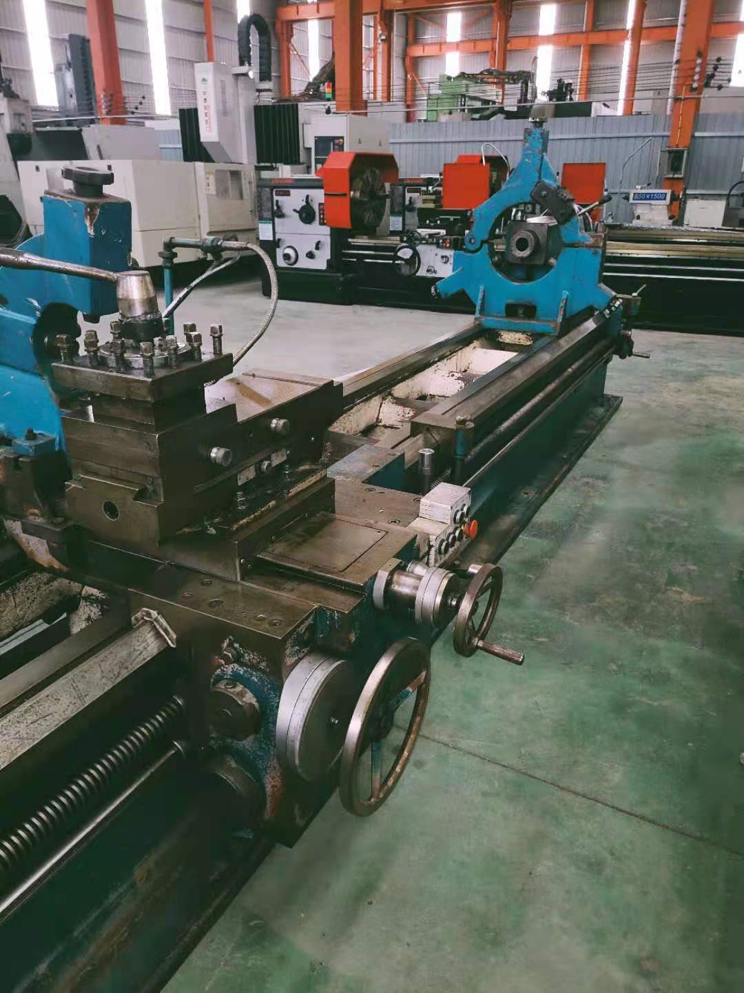 各型号加工中心,平轨和斜轨数控车,普车,镗床,磨床