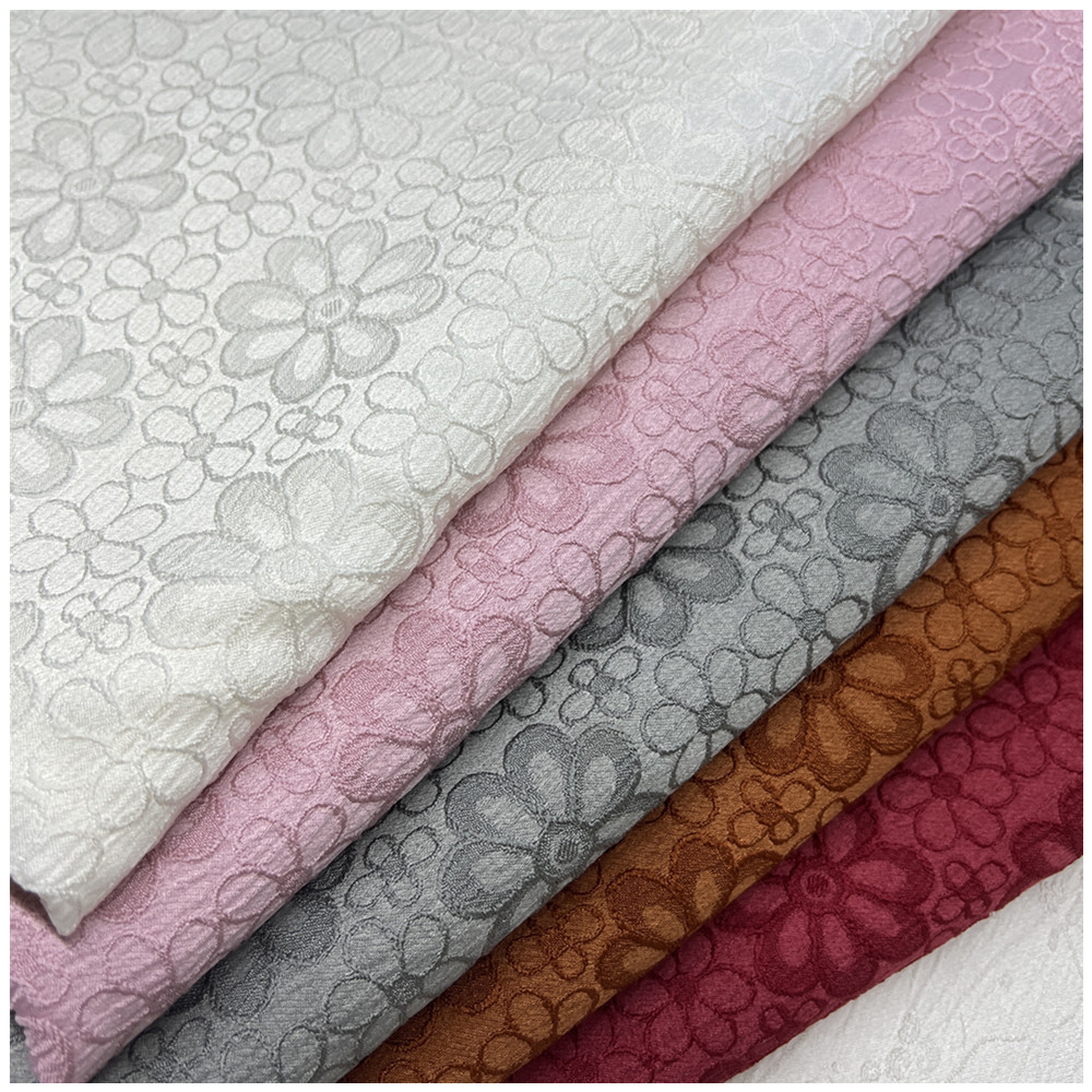 现货供二批 新款春秋提花面料170g 仿人丝女装旗袍面料时装面料