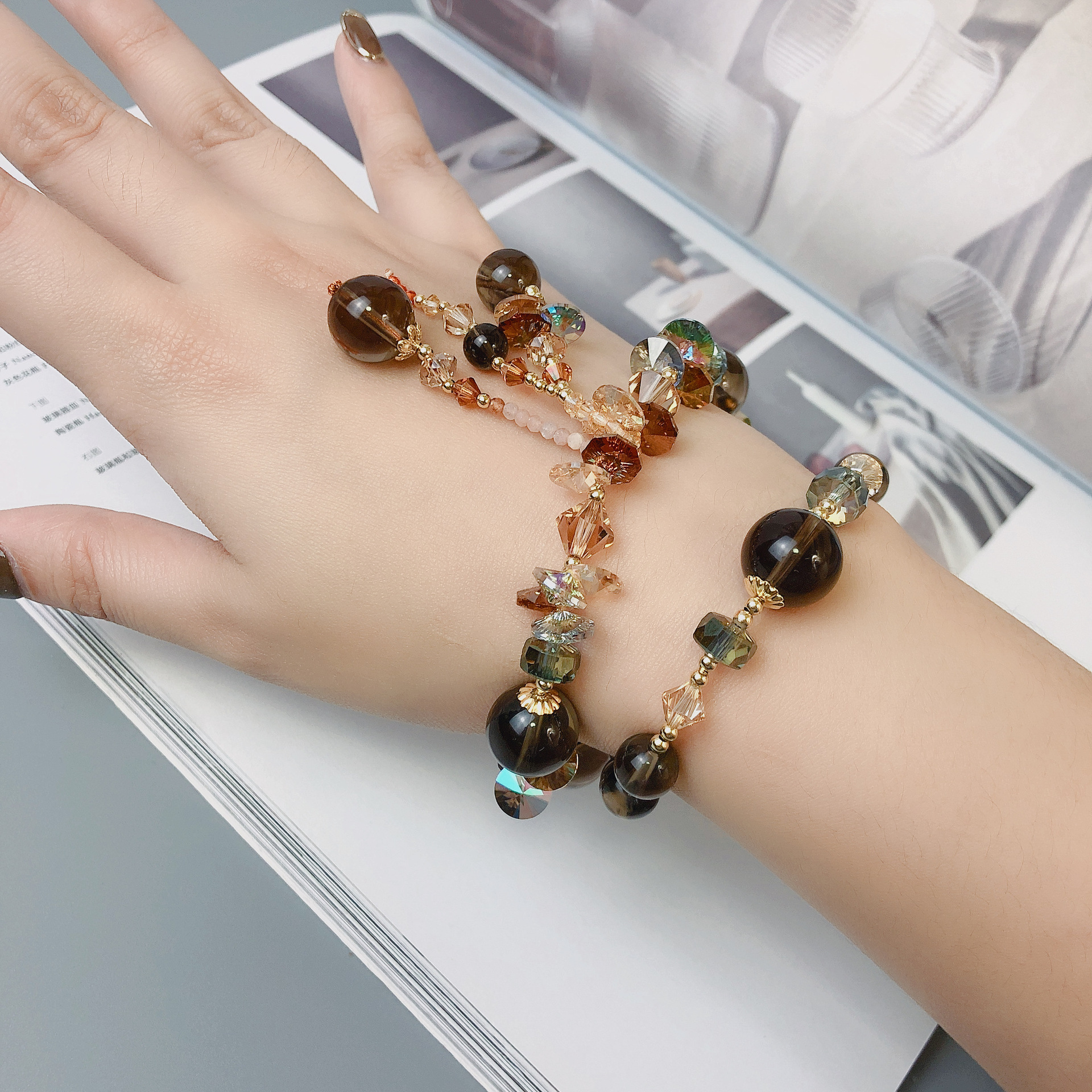 茶晶凤羽幽灵金发晶手链两圈奥地利水晶手串手工串珠饰品配饰首饰