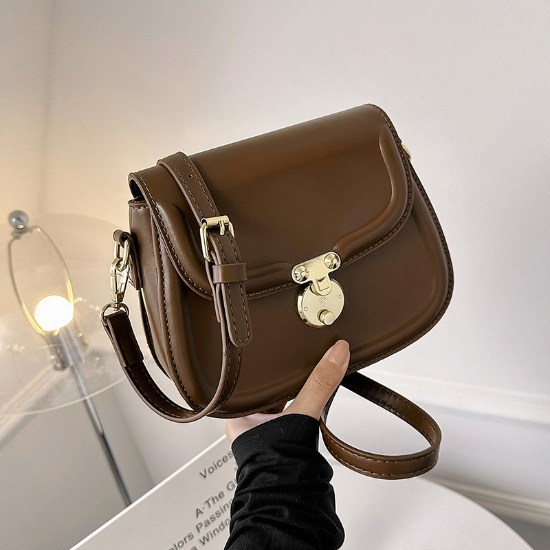 High Sense Special-Interest Design Underarm Bag Versatile Women's Bag 2023 New Spring and Summer Fashion Saddle Bag Shoulder Messenger Bag