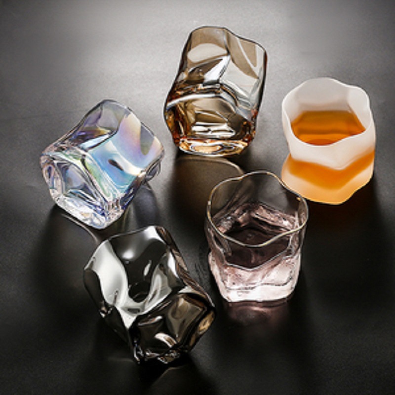 创意彩色扭纹威士忌酒杯异形七彩金边玻璃杯水杯个性日式洋酒杯
