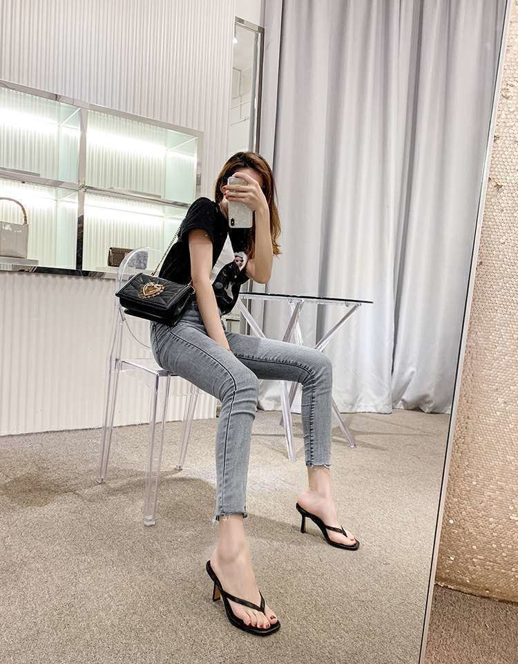 黑色夹趾凉鞋女人字拖高跟细跟夹脚外穿时尚百搭拖鞋方头凉拖夏季