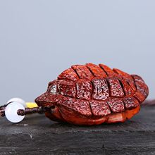 绿檀木雕鳄龟乌龟手把件富甲天下文玩手办随身把玩富甲一方工艺品