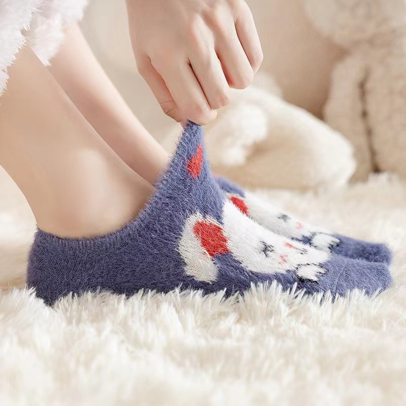 Autumn and Winter Socks Women's Cartoon Series Room Socks Plush Boat Socks Women's Lint-Free plus Velvet Thickened Winter Warm Socks