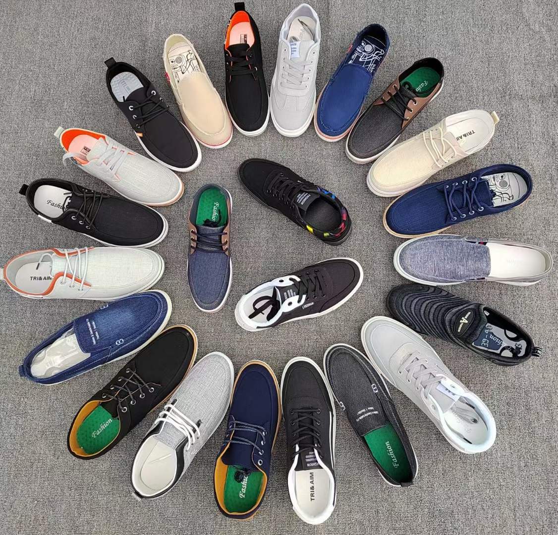 库存鞋批发直播地摊货源男杂款现货一手货源批发甩货男休闲鞋