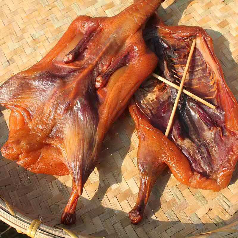 板鸭批发【买一送一】农家腊鸭整只柴火腊鸭腿湖南特产腊鸭子咸鸭