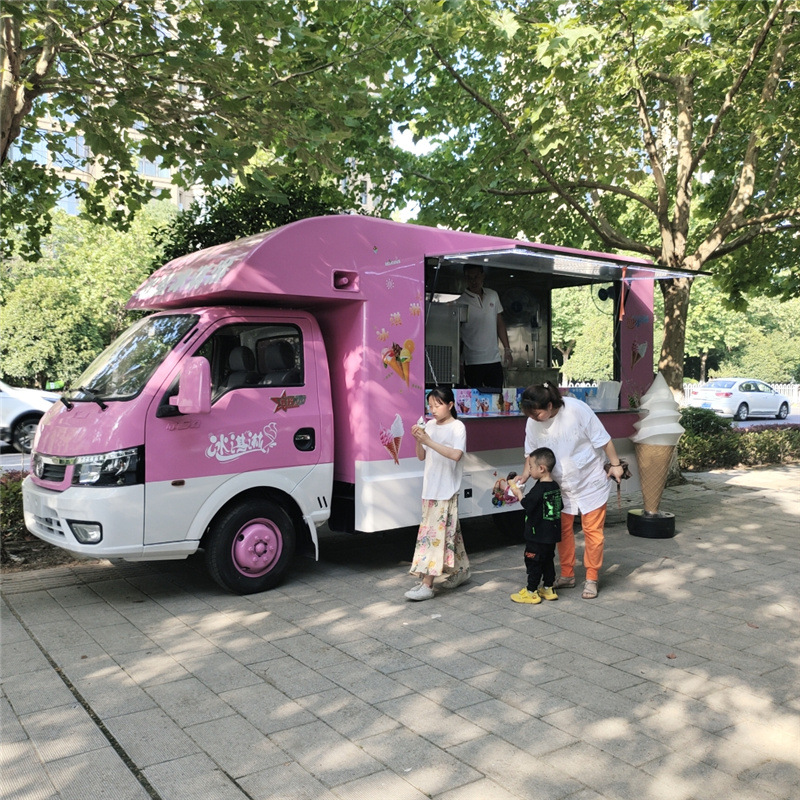 景区陆游区移动冰淇淋摆摊车 精选可上高速可上牌汽油移动商铺