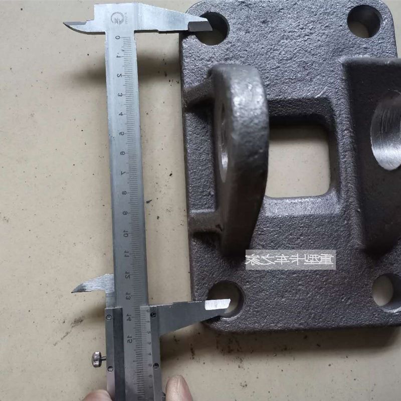 适用解放配件牵引钩拖车勾一汽青岛龙虎牵引座牵引销-阿里巴巴