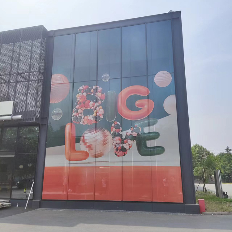 源头厂家发全国户外窗贴车贴海报喷绘制作 单向透视帖 单透车窗贴