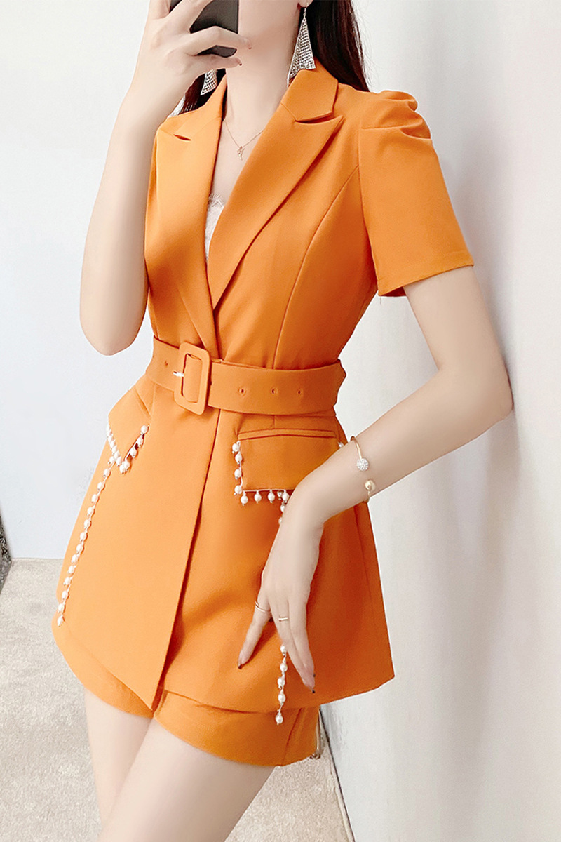 职业西装短裤套装女夏季韩版时尚气质钉珠橘色西服外套网红两件套