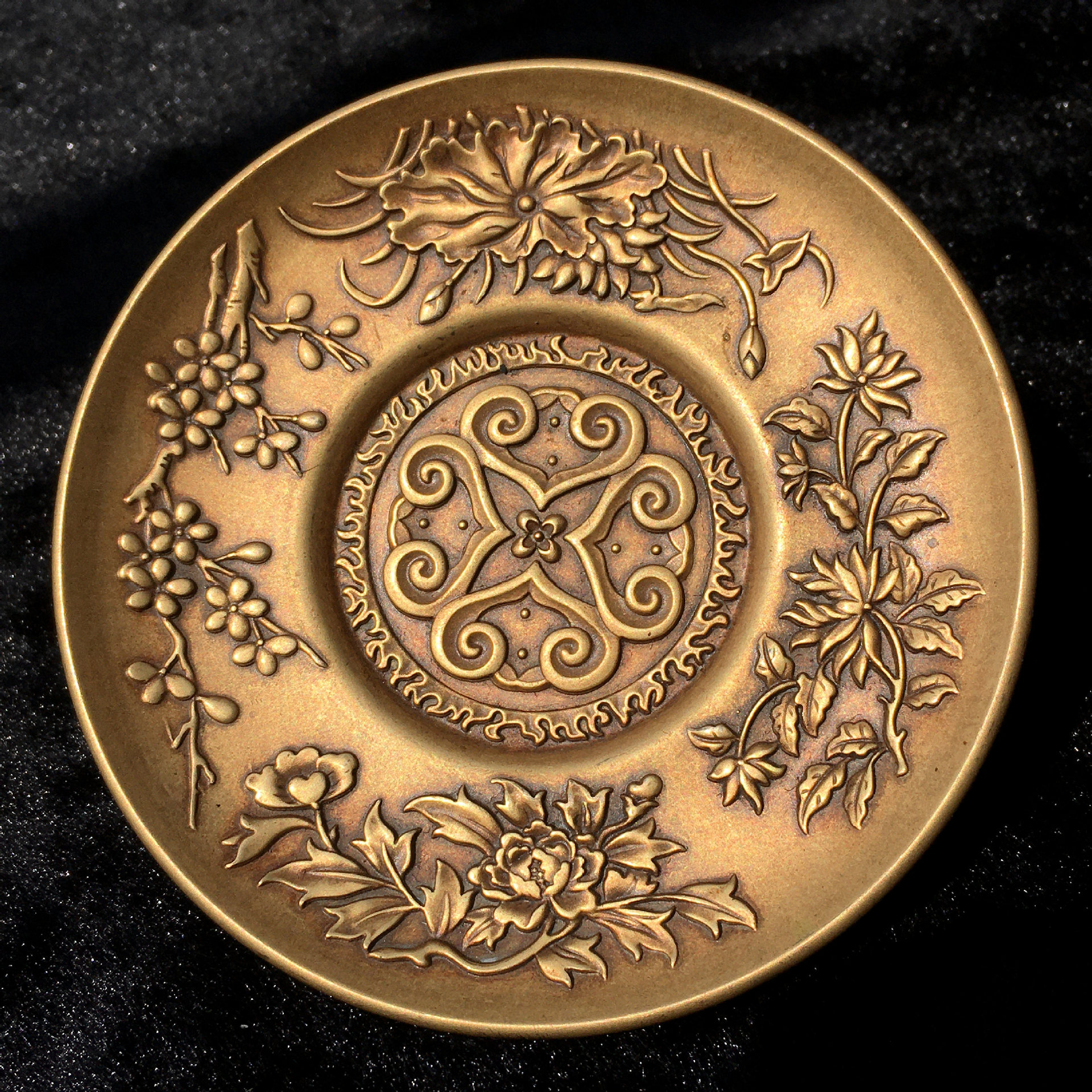 古玩收藏铜盘摆件家用仿古铜碟茶托复古黄铜盘子四季花开家居装饰